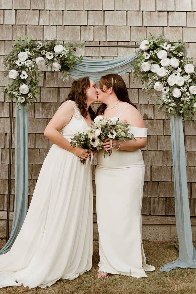 Couples portraits at the Star Gazer before the ceremony