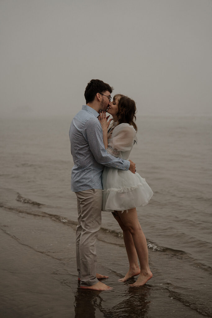 Moody engagement photos on the Oregon Coast