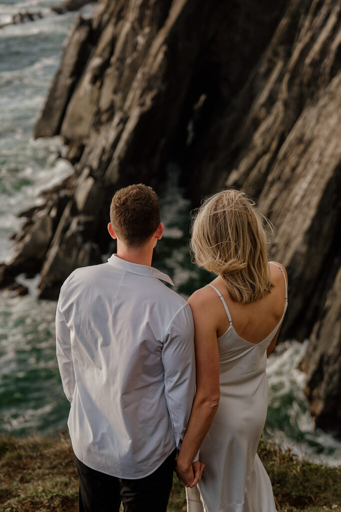 Oregon Coast Engagement Photos at Elk Flats