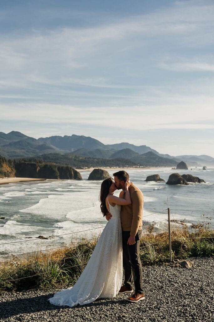 Ecola State Park Viewpoint elopement ceremony