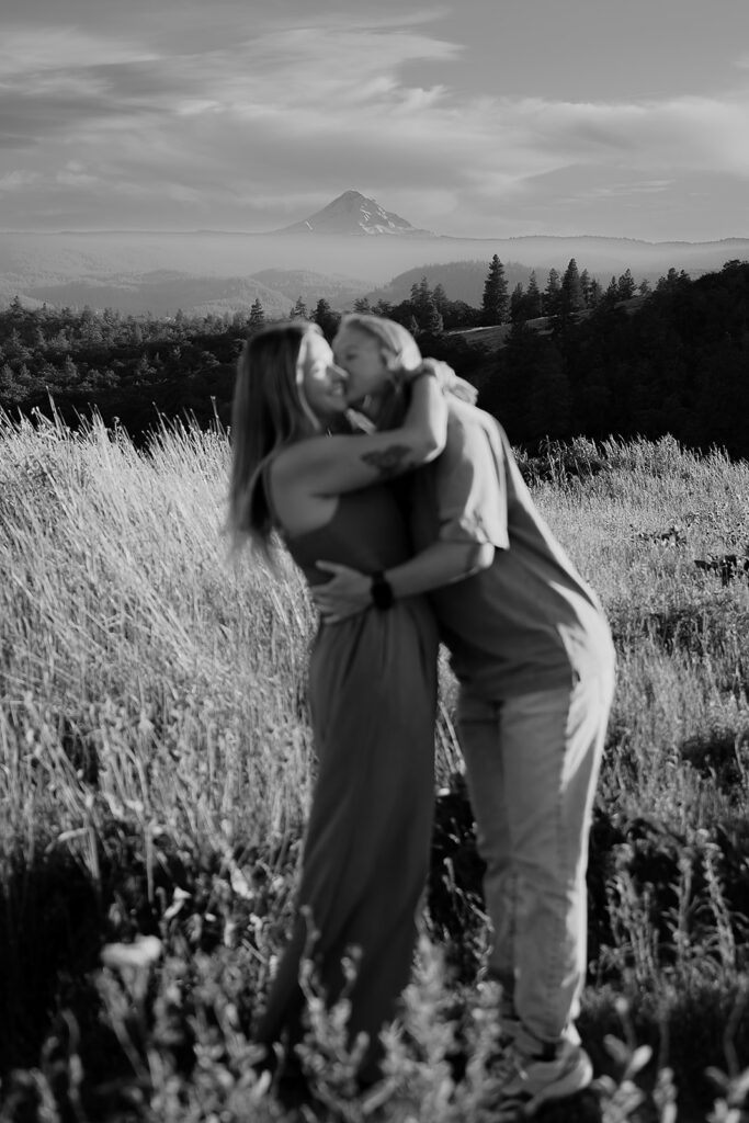 Playful couple pictures in Oregon with engagement photo inspiration