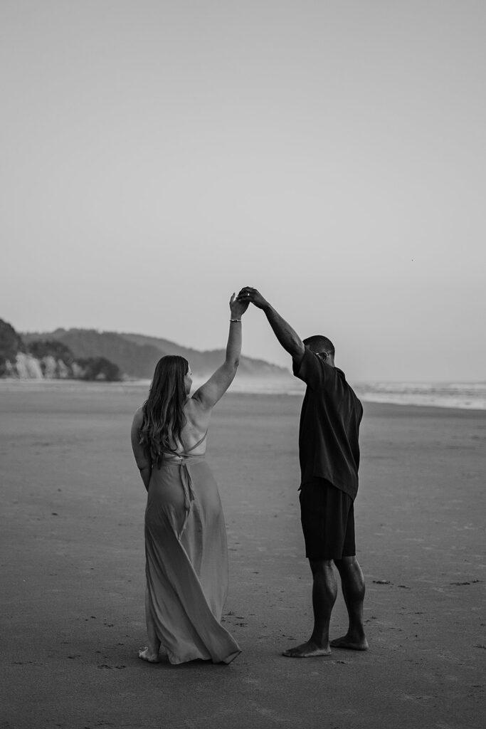Arcadia Beach anniversary photoshoot on the Oregon Coast