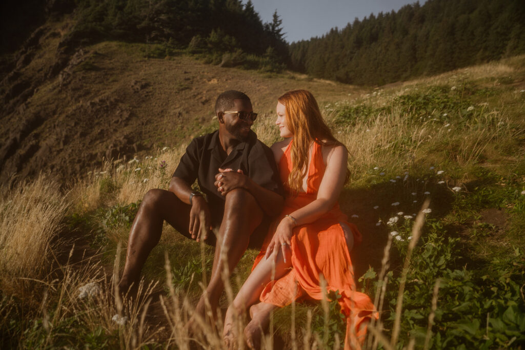 Couples photoshoot on the Oregon Coast