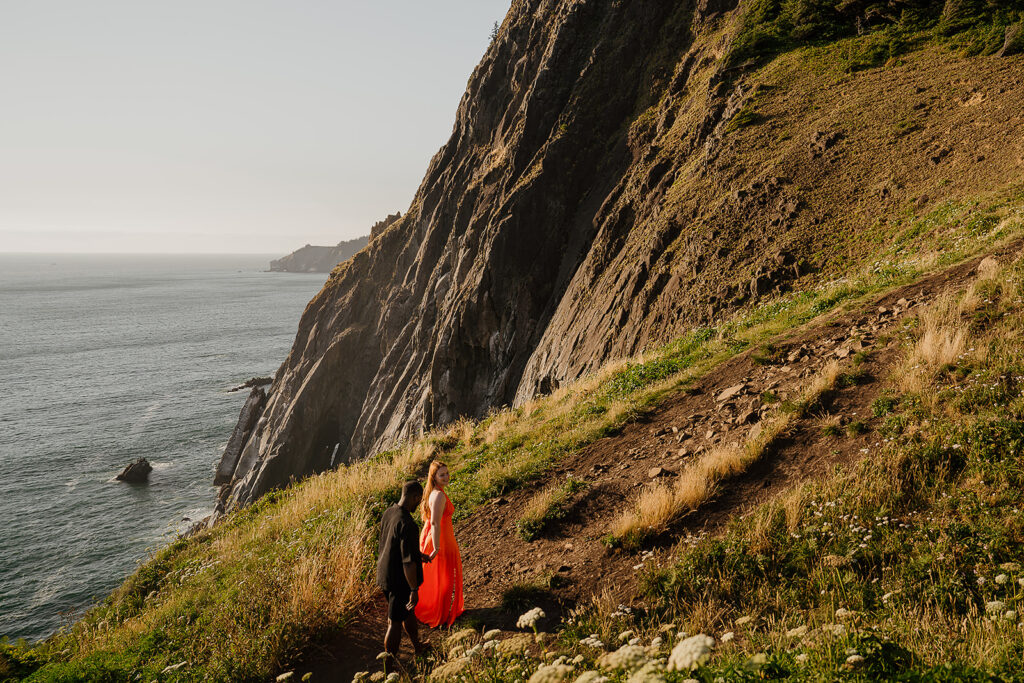 Anniversary photoshoot on the Oregon Coast