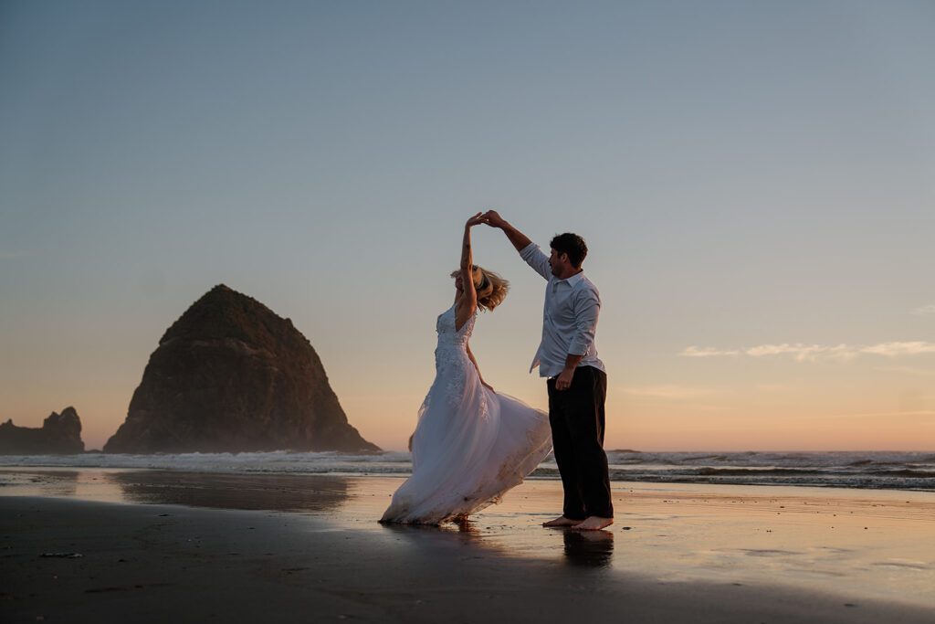 Cannon Beach wedding photos