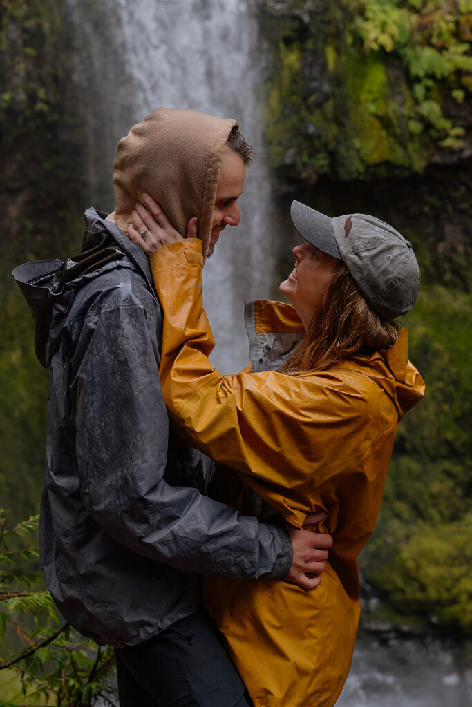 Washington forest engagement photos in the rain