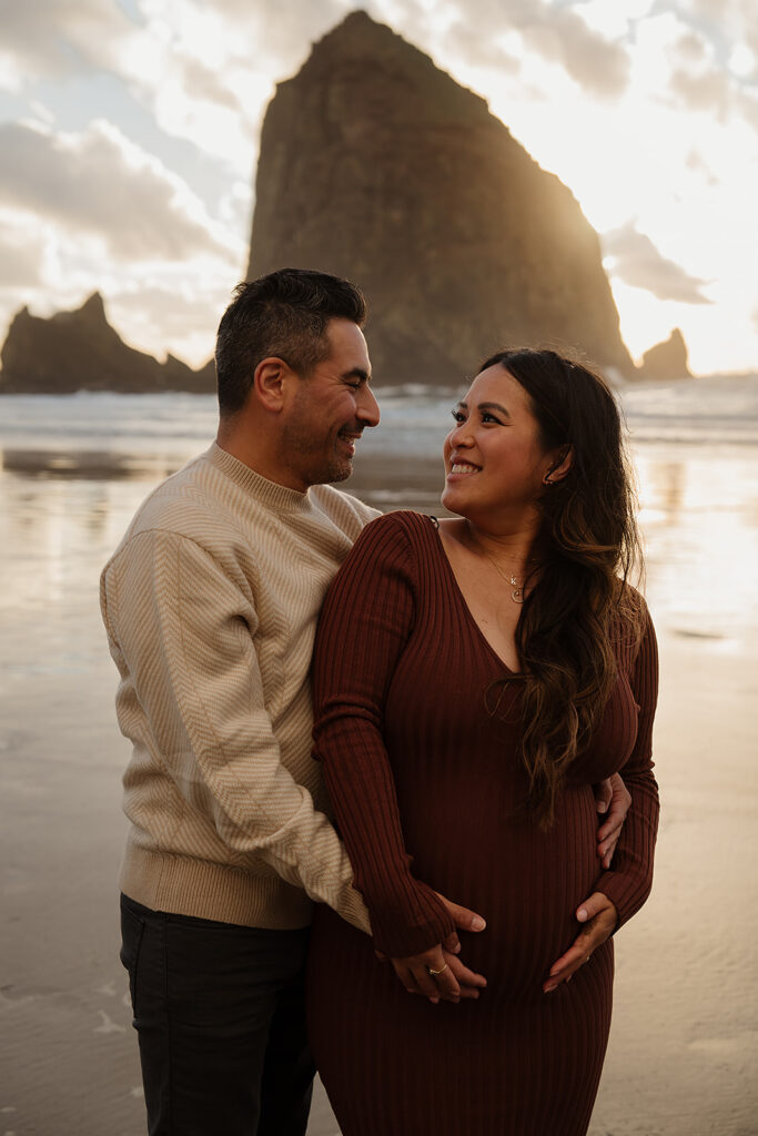 Cannon Beach maternity photos at sunset