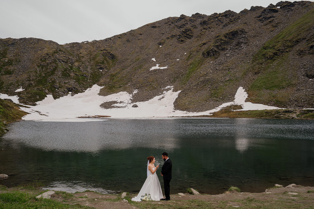 Hatcher Pass elopement ceremony at Summit Lake in Alaska
