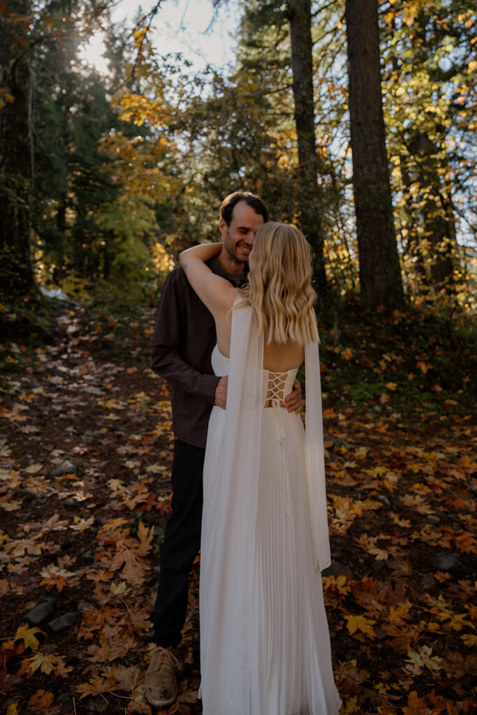 Forest engagement photos in Oregon in the fall
