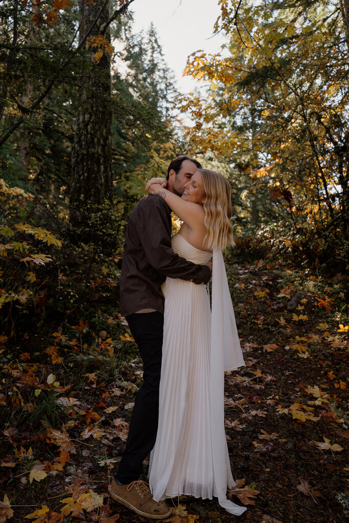 Forest engagement photos in Oregon in the fall