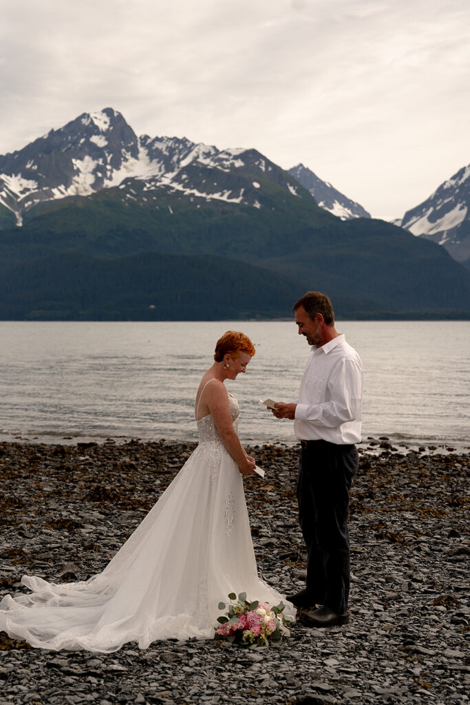 Alaska elopement ceremony in Seward