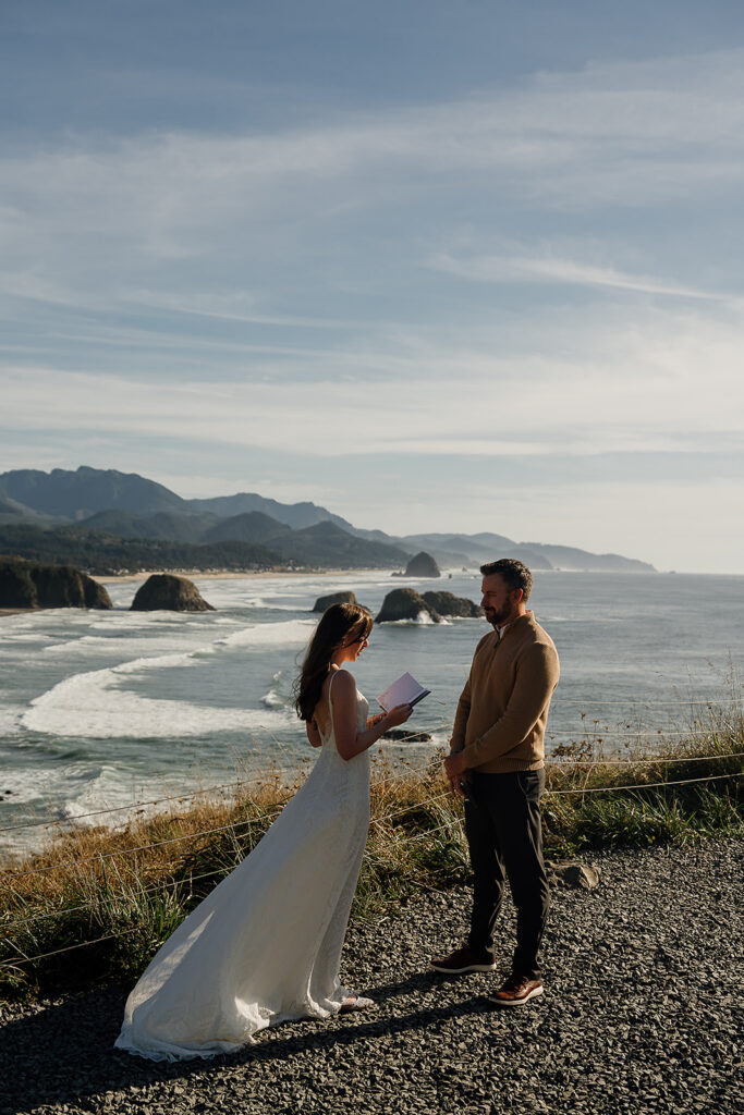 Ecola State Park Scenic Overlook elopement ceremony